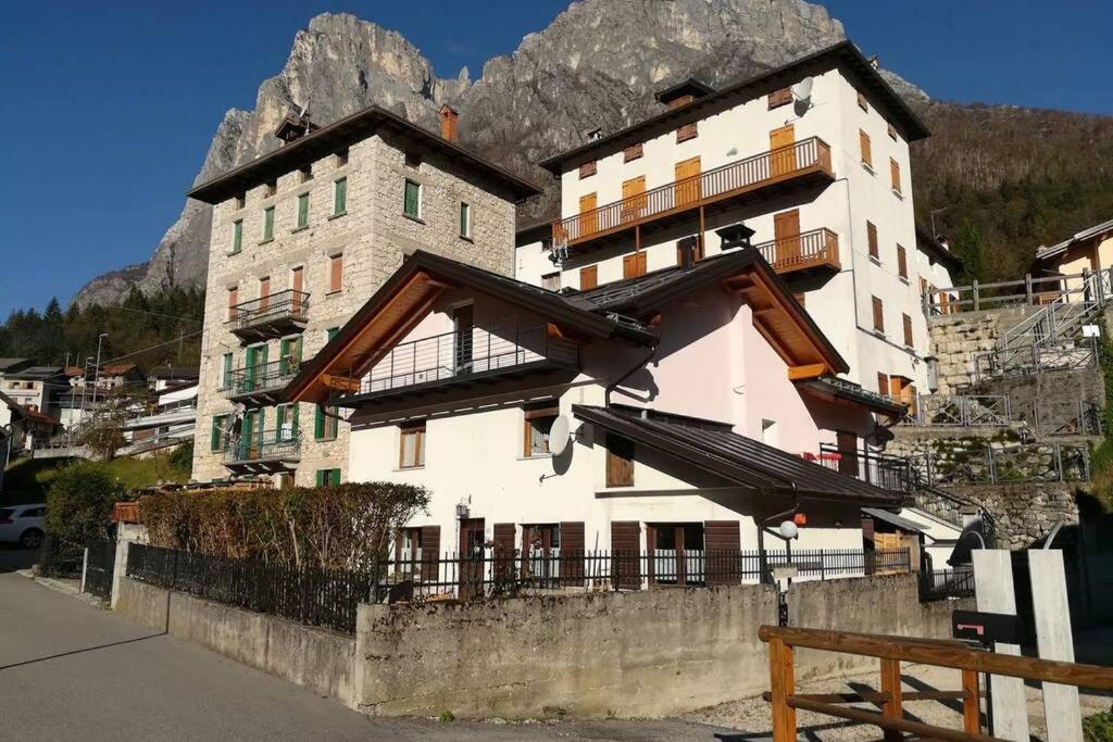 Sweet Dolomites Sauna & Jacuzzi Агордо Экстерьер фото